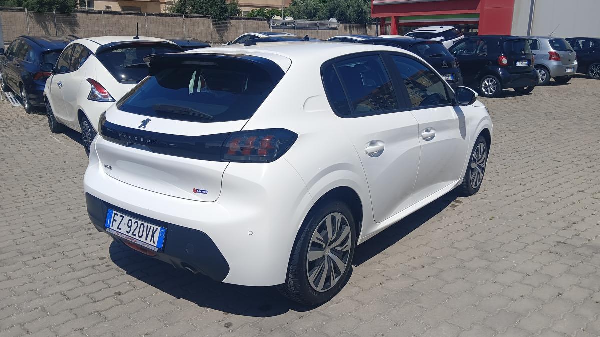 Peugeot 208 1.2 PureTech 100cv EAT8 5 porte Active Pack